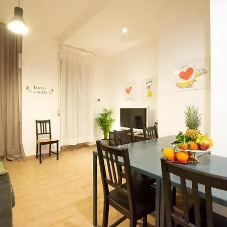 Om2rome Apartment *